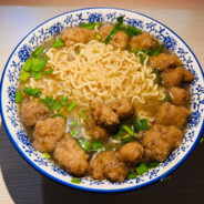 肉丸方便面.