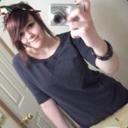 Kayla t(^.^t)