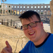 TH3 H4Z3R