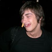 Z!!nU$ - steam id 76561197960369038