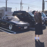 盲人朵拉和她的导盲猴