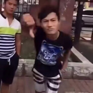 沈陽伝說と猎豹の闪光