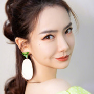 她说万幸有把喷子丶