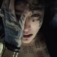 她说她喜欢太阳