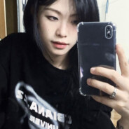 小伍上线就挨打