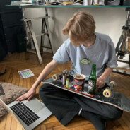 相遇即是白给时.