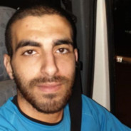 فتاة لا تبكي