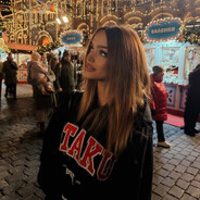 Oh she send me nudes