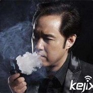 拿平底锅的费玉清