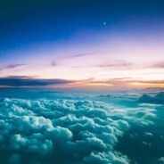 来，脑壳伸过来