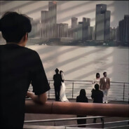 别开枪，自己人。