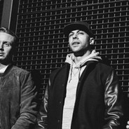 等等我撸个大电