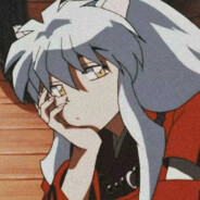 手里拿的是玫瑰