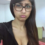 Mia Khalifa ;3