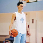 闪电松鼠称霸apex战场