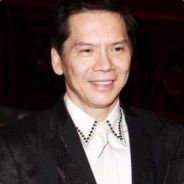 在下宋远桥，阁下可是宋青书？