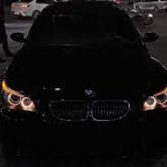 ARMANI v Абудаби