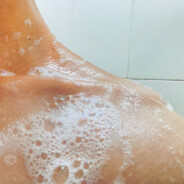 西伯利亚泰坦巨龙徒手捏爆小行星