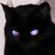 远方的烟囱冒着烟