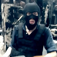 枪马嘴硬耳朵聋