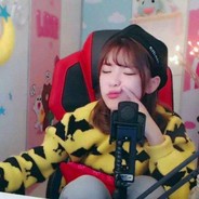 想舔周淑怡的小香批