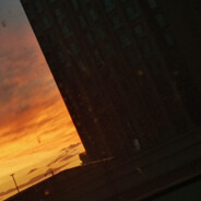 那你怎么不跟出生比