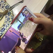 爱擦枪的小辣椒