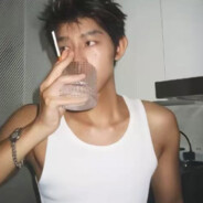 秋雨不懂梧桐意