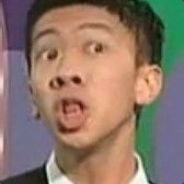 装作四处看风景