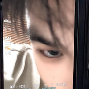 海边破旧的月亮