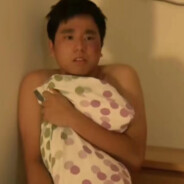 拜托，你真的很弱诶