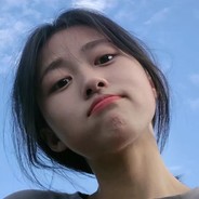 小心漂亮女人ovo