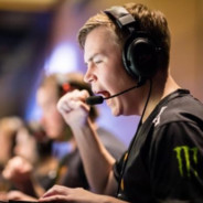 那晚她比AK还好压