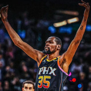 ZHUI（锁绿梅姆）