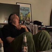 让小翟一个人待会儿