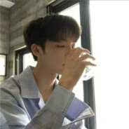 九年回首奈若何