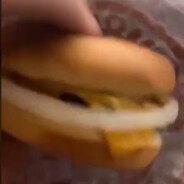saturn burger