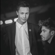 他说你很美丽。