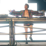 [BUSSY] HolySparklez