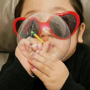 穿黑色毛衣当完美人妻