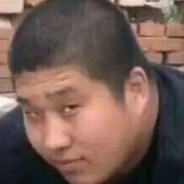 精神小伙爱吃小汉堡