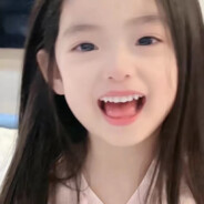 很菜的女高中生