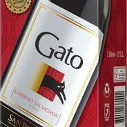 Gato vino