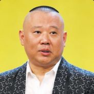 挥舞橡胶bang的程伟霆@