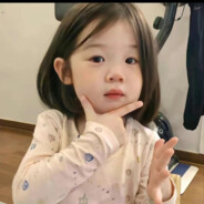 眉头一皱退至队友身后