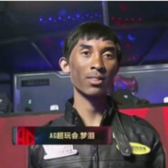 娇羞俏男在公交车上被18