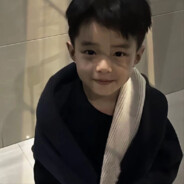 雨天里的迈巴赫