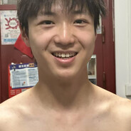 微笑男孩梁正伟