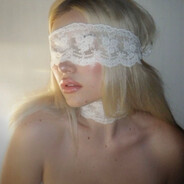 manipulatable e girl