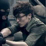 爱情公寓马枪手关谷